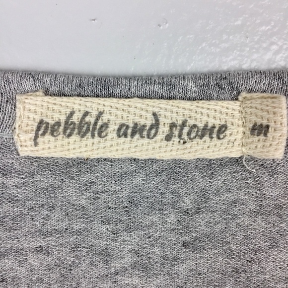Pebble and Stone Gray tie front Top size M - Picture 4 of 7